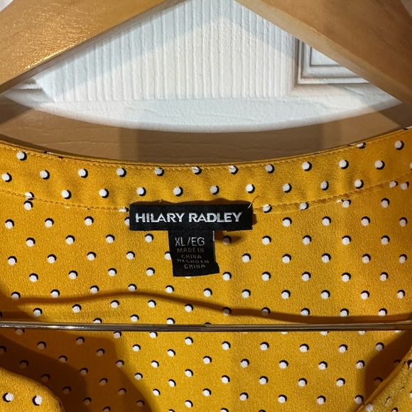 Stylish Women's Blouses Bundle. - Picture 7 of 8